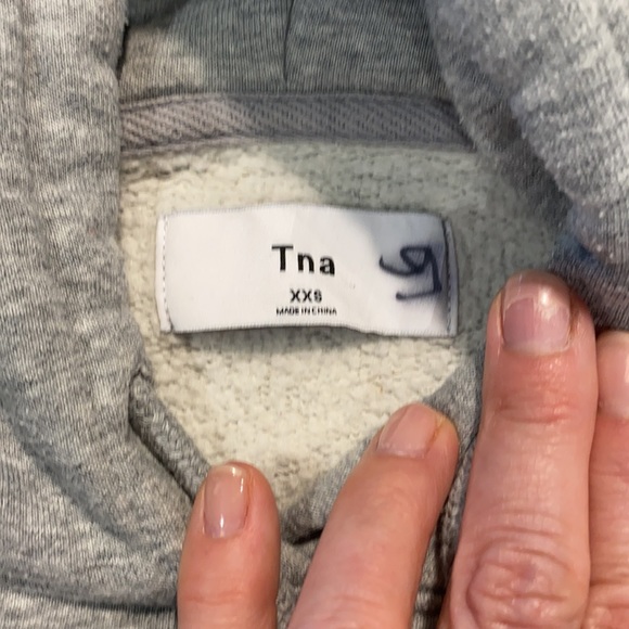 Cropped Hoodie - Picture 2 of 6